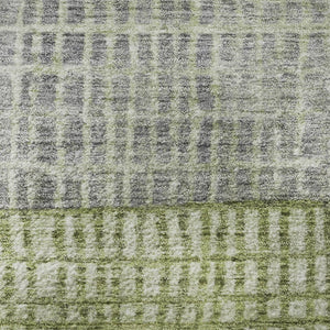 HomeRoots 8' Artichoke Green Ivory Gray Geometric Washable Round Rug with UV Protection for Modern Spaces 704996