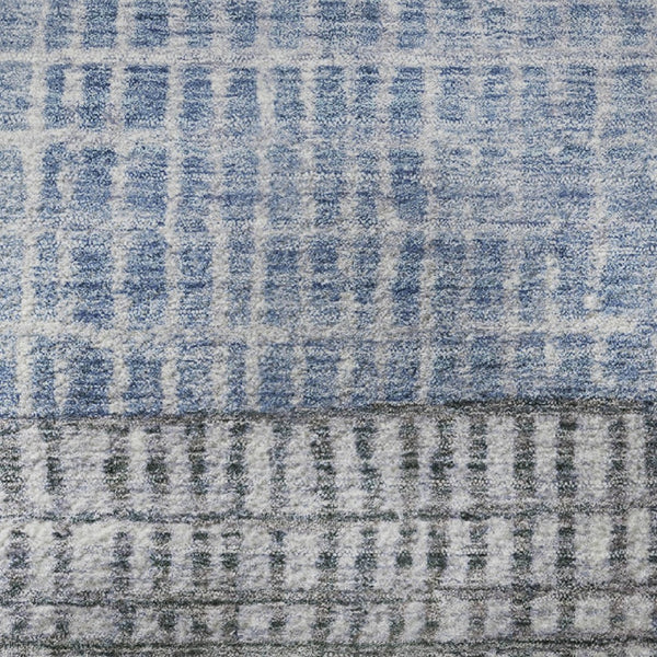 HomeRoots 8' Modern Blue and Gray Geometric Washable Round Rug with UV Protection for High-Traffic Areas 705020