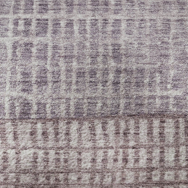 HomeRoots 8' Modern Purple and Ivory Geometric Washable Round Rug with UV Protection for High-Traffic Areas 705044