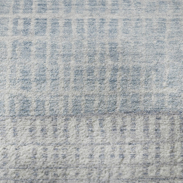 HomeRoots 8' Sky Blue Geometric Round Rug - Washable, UV Protected, Non-Slip, Perfect for Busy Homes! 705056