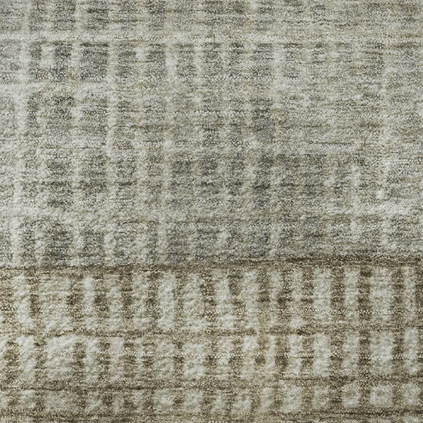 HomeRoots 8' Taupe and Brown Geometric Round Rug – Stylish, Washable, UV-Protected for Modern Homes & Living Spaces 705068