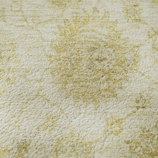 HomeRoots 8' Gold and Beige Damask Round Rug - Washable, UV-Protected, Family-Friendly Design for Any Room 705128