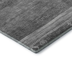 HomeRoots 8' Gray and Silver Geometric Round Rug - Stylish, Washable, UV-Protected for Indoor & Outdoor Use 705620