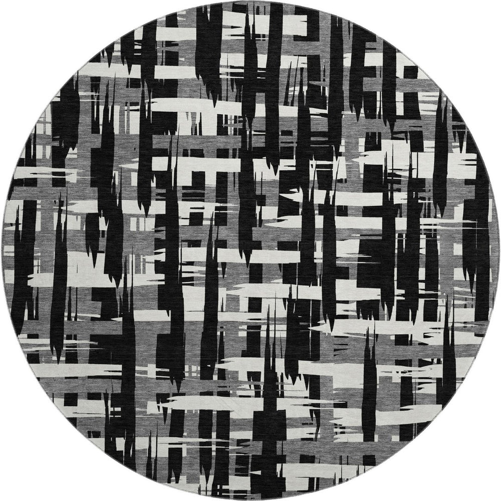 HomeRoots 8' Black and Ivory Striped Round Rug - Washable, UV-Protected, Durable, Perfect for Busy Homes! 705656