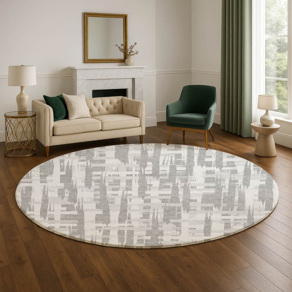 HomeRoots 8' Gray And Ivory Striped Washable Round Rug – Durable, Stylish, UV-Protected for Family Spaces 705674