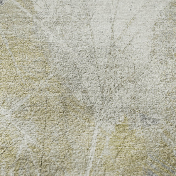 HomeRoots 8' Beige and Tan Floral Washable Round Rug - UV Protected, Stain Resistant, Ideal for High-Traffic Areas 705728