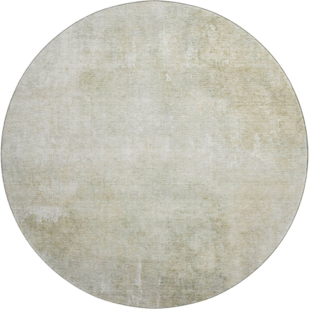 HomeRoots 8' Beige and Ivory Abstract Round Rug - Washable, UV Protected, Durable for Modern Homes & Patios 705788