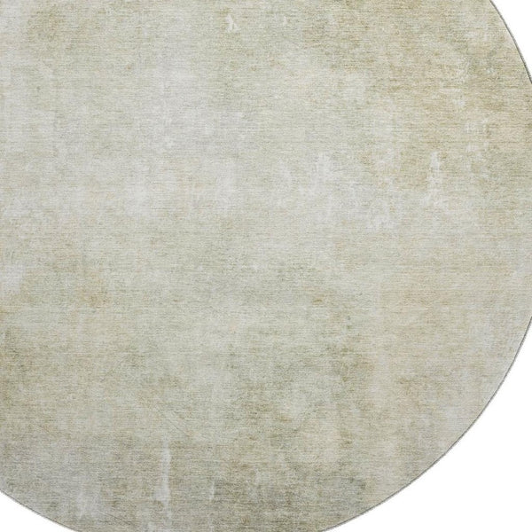 HomeRoots 8' Beige and Ivory Abstract Round Rug - Washable, UV Protected, Durable for Modern Homes & Patios 705788