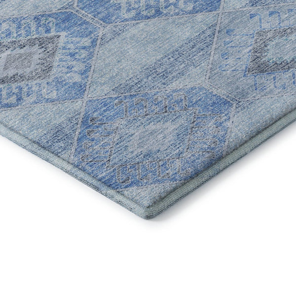 HomeRoots 5' X 8' Blue and Gray Geometric Washable Area Rug with UV Protection – Durable, Stylish & Easy-Care! 705985
