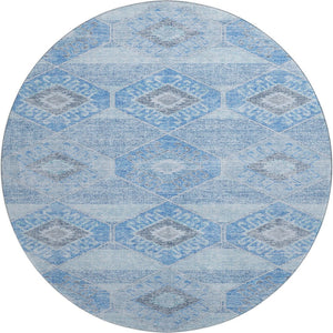 HomeRoots 8' Blue and Gray Geometric Washable Round Rug - Soft, Durable & UV Protected for Modern Spaces 705986