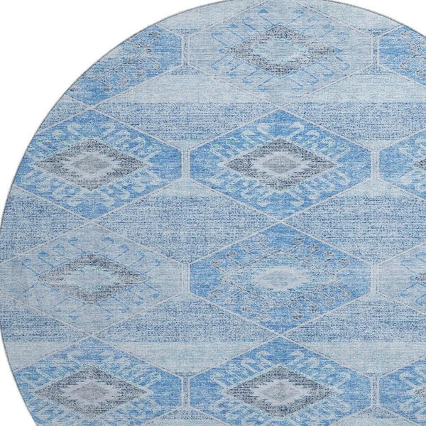 HomeRoots 8' Blue and Gray Geometric Washable Round Rug - Soft, Durable & UV Protected for Modern Spaces 705986