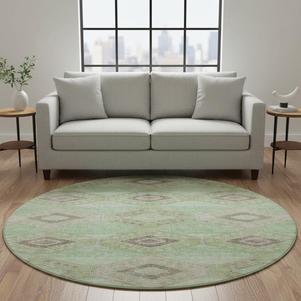 HomeRoots 8' Green And Beige Geometric Round Area Rug - Washable, UV Protected, Durable for High-Traffic Homes 706004