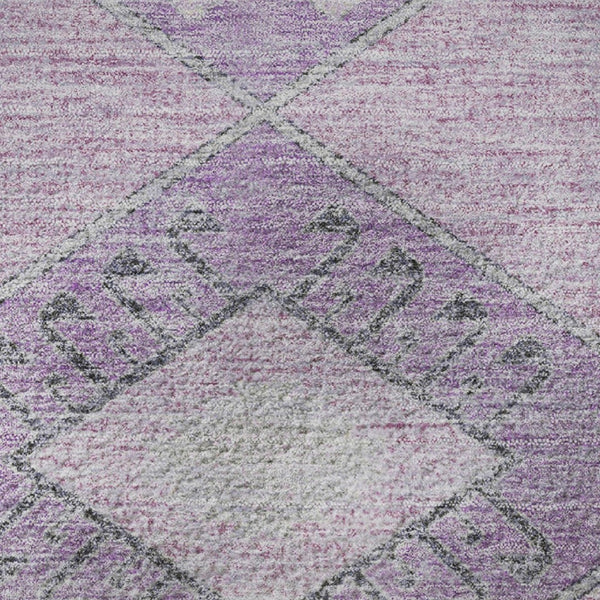 HomeRoots 8' Stylish Lavender & Gray Geometric Washable Round Rug with UV Protection for Family Spaces 706010