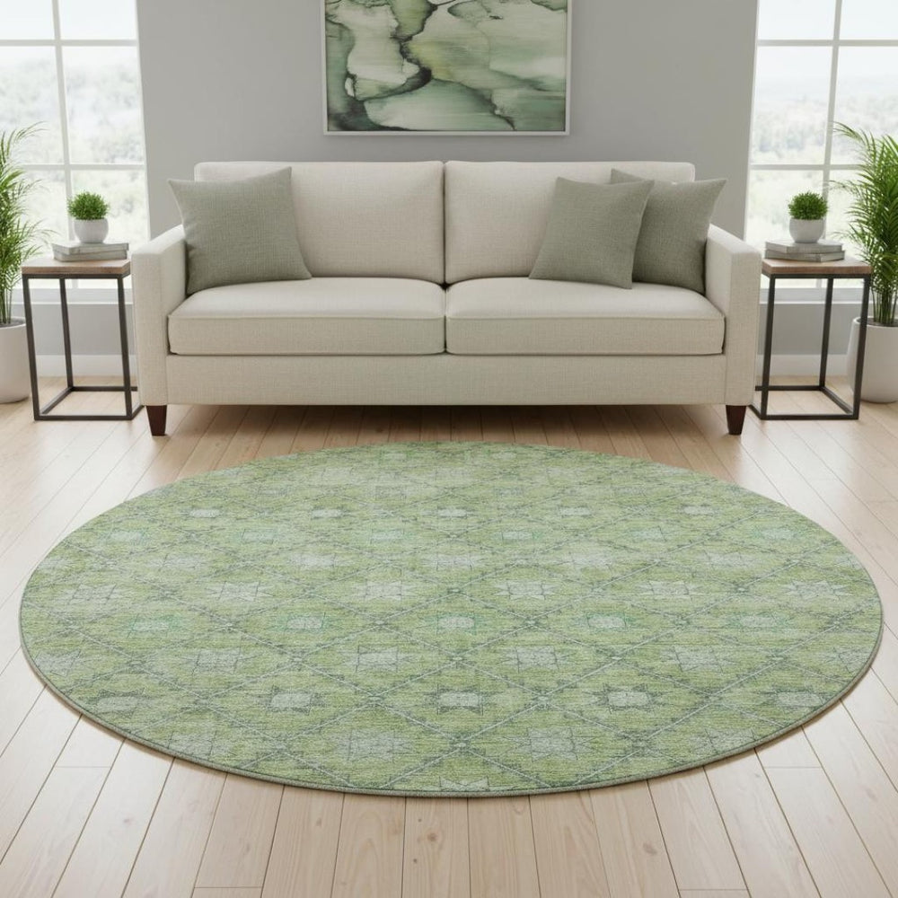 HomeRoots 8' Green and Gray Geometric Round Rug - Washable, UV Resistant, Non-Slip, Ideal for High-Traffic Areas 706028
