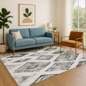 HomeRoots 10' Gray and Silver Geometric Area Rug – Washable, UV-Protected, Stain-Resistant for Modern Homes 706127