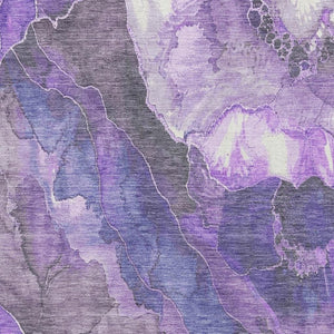 HomeRoots 5' X 8' Elegant Lavender Gray Floral Area Rug - Washable, UV Protected, Non-Slip, Easy Care Design 706195