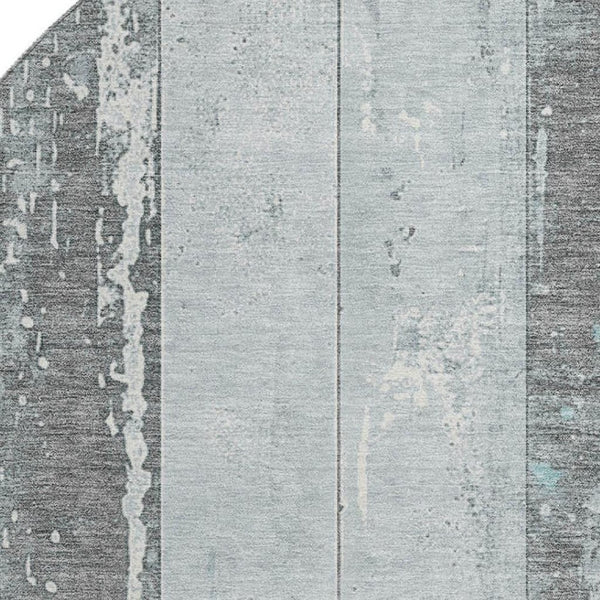 HomeRoots 8' Pale Aqua & Gray Striped Washable Round Rug - UV Protected, Non-Slip, Stain-Resistant Design! 706304