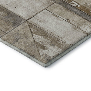 HomeRoots 8' Beige And Gray Geometric Round Rug - Washable, UV Protected, Stain Resistant for High Traffic Areas 706490