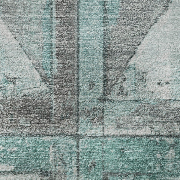 HomeRoots 8' Teal and Gray Geometric Round Rug - Washable, UV-Protected, Stain-Resistant for Busy Homes 706526
