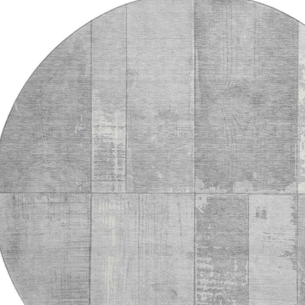 HomeRoots 8' Gray and Silver Geometric Round Rug - Washable, Durable, UV-Protected for Modern Living Spaces 706544
