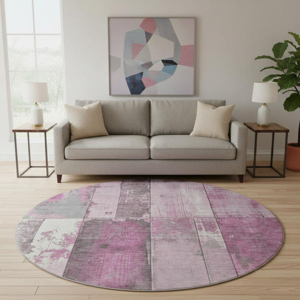 HomeRoots 8' Pink and Gray Geometric Round Rug - Washable, UV Protected, Soft, Stain Resistant, Modern Design! 706550