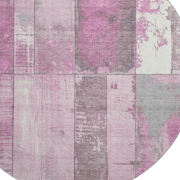 HomeRoots 8' Pink and Gray Geometric Round Rug - Washable, UV Protected, Soft, Stain Resistant, Modern Design! 706550