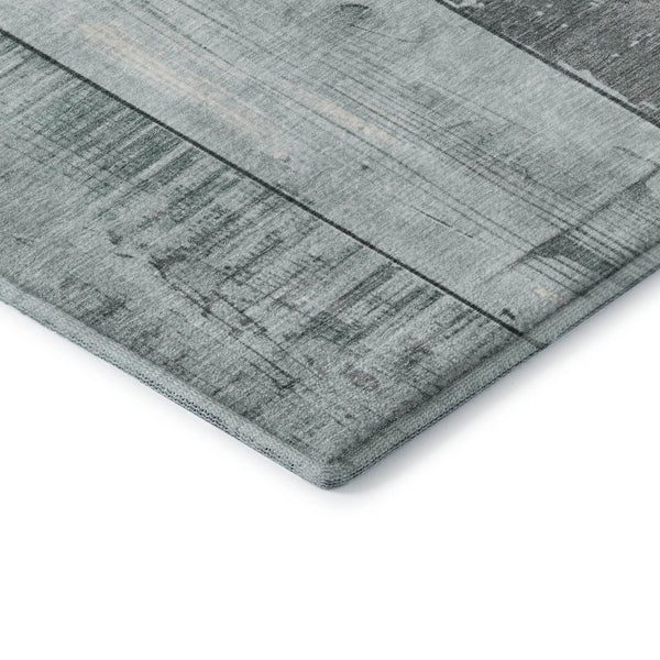 HomeRoots 8' Pale Aqua and Gray Geometric Round Rug - Washable, UV Protected, Durable for Indoor/Outdoor Use 706562