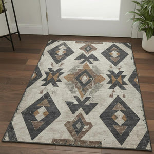 HomeRoots 5' X 8' Beige And Charcoal Southwestern Area Rug – Washable, Stain-Resistant, UV Protected, Durable! 706735
