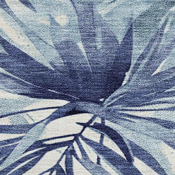 HomeRoots 8' Blue And Ivory Floral Washable Round Rug - Durable, Soft, UV Protected for Homes with Style 706930
