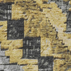 HomeRoots 8' Gold, Charcoal & Gray Diamond Round Rug - Washable, UV Resistant, Durable & Stylish for Any Space 707062