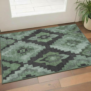 HomeRoots 5' Modern Ikat Area Rug in Green & Gray - Washable, UV Protected, Non-Slip, Stylish Home Accent! 707217