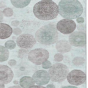 HomeRoots 5' X 8' Stylish Mint Green Geometric Area Rug - Washable, UV Protected, Perfect for Active Homes! 707313