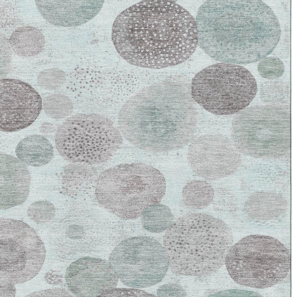 HomeRoots 5' X 8' Stylish Mint Green Geometric Area Rug - Washable, UV Protected, Perfect for Active Homes! 707313