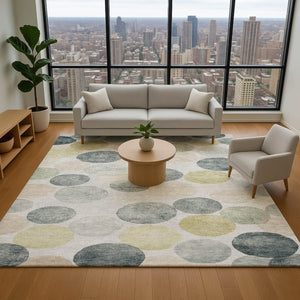 HomeRoots 5' X 8' Stylish Gray Gold Silver Washable Area Rug - Durable, UV Protected, Kid & Pet Friendly! 707391