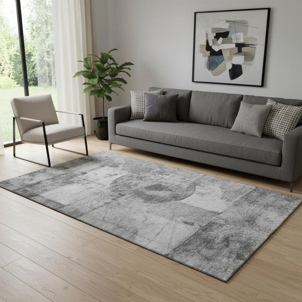HomeRoots 8' Gray and Silver Geometric Round Rug – Washable, UV-Protected, Durable for High Traffic Areas 707662