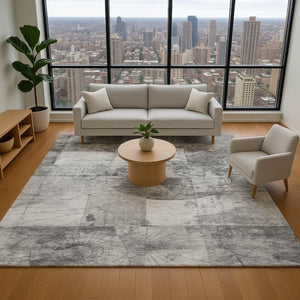 HomeRoots 8' Gray and Silver Geometric Round Rug – Washable, UV-Protected, Durable for High Traffic Areas 707662