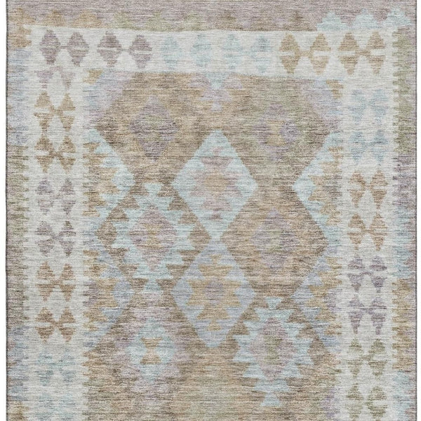 HomeRoots 8' Khaki and Ivory Tribal Round Rug - Washable, UV Protected, Stylish for High-Traffic Areas! 707938