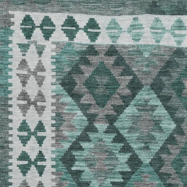 HomeRoots 8' Pale Aqua and Ivory Tribal Washable Round Rug - Durable, UV Protected, Non-Slip for Busy Homes 707968