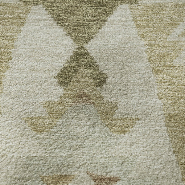 HomeRoots 8' X 10' Tribal Washable Area Rug in Linen Ivory & Khaki - UV Protected, Soft, Durable, Non-Slip Design 707999