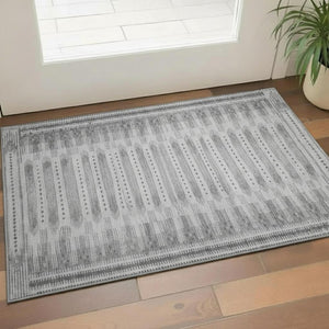 HomeRoots 5' X 8' Geometric Gray & Silver Area Rug - Washable, UV-Protected, Stain-Resistant for Busy Homes 708021