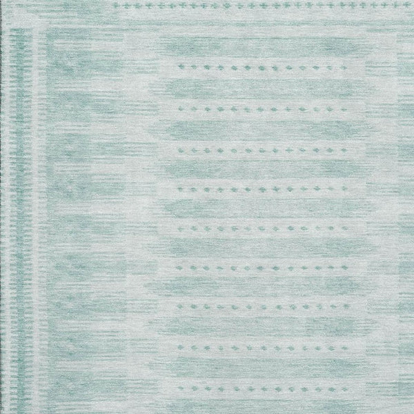 HomeRoots 8' Turquoise and Aqua Geometric Washable Round Rug – Stylish, Durable, UV-Protected for Any Space! 708046