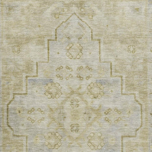 HomeRoots 10' X 14' Gold & Gray Medallion Washable Area Rug - Durable, UV-Protected & Stain-Resistant Comfort 708061