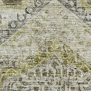 HomeRoots 8' Khaki Beige & Gray Round Rug – Washable, UV-Protected, Abstract Geometric Design for Modern Spaces 708382