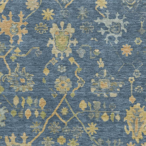 HomeRoots 8' Navy Blue & Gold Floral Round Rug - Washable, UV-Protected, Stylish Accent for High-Traffic Areas 708436