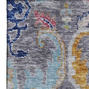 HomeRoots 8' Gray Blue and Gold Floral Washable Round Rug - Durable, Stain-Resistant with UV Protection! 708490