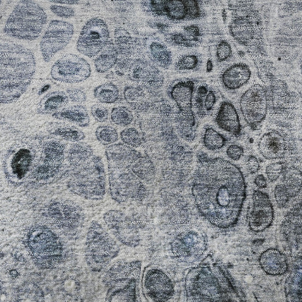 HomeRoots 8' X 10' Blue Gray & Silver Abstract Area Rug - Washable, UV Protected, Ideal for Homes with Kids & Pets 708557