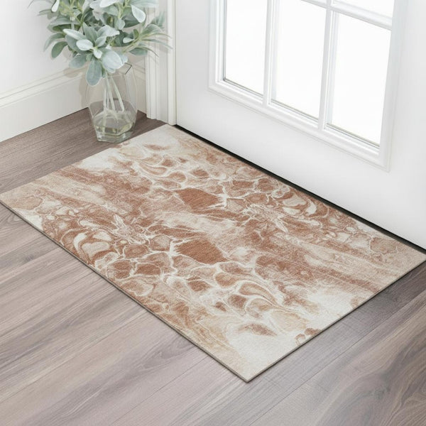 HomeRoots 5' Terra Cotta & Ivory Abstract Area Rug - Washable, UV Protected, Stain Resistant for Busy Homes 708609