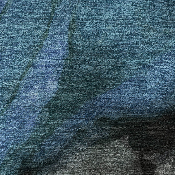 HomeRoots 5' X 8' Contemporary Blue Gray and Silver Abstract Area Rug - Washable, UV-Protected & Stain-Resistant! 708615