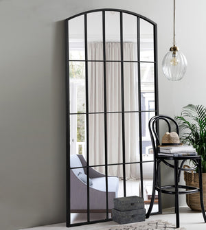HomeRoots Black Freestanding Ornate Framed Accent Mirror – Elegant Arched Design for Modern & Traditional Spaces 708712