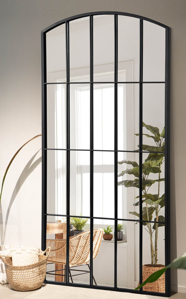 HomeRoots Black Freestanding Ornate Framed Accent Mirror – Elegant Arched Design for Modern & Traditional Spaces 708712